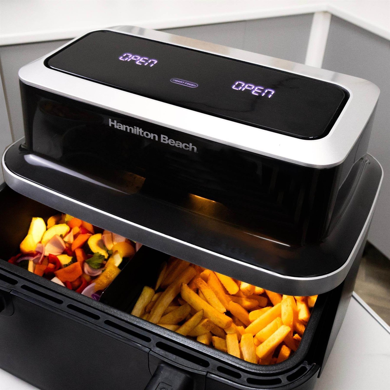 Hamilton Beach HB700VCGS – Black 9L Dual Air Fryer – Dual Zone with Vision Window - Image 5